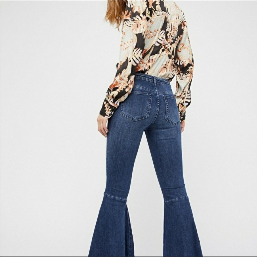 Free People - Picture 3 of 5